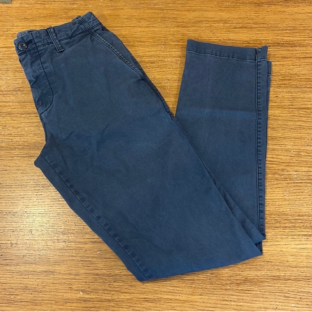 GAP Men’s Navy Blue Slim Khakis 29x31